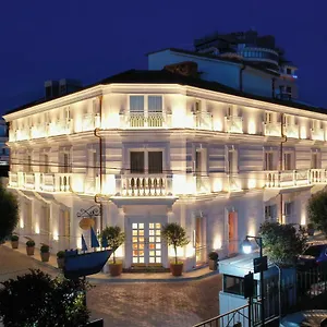 **** Hotell Giulia Albanien